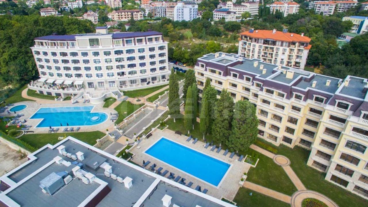 Cozy Apartment By The Sea Saints Constantine and Helena Exterior photo